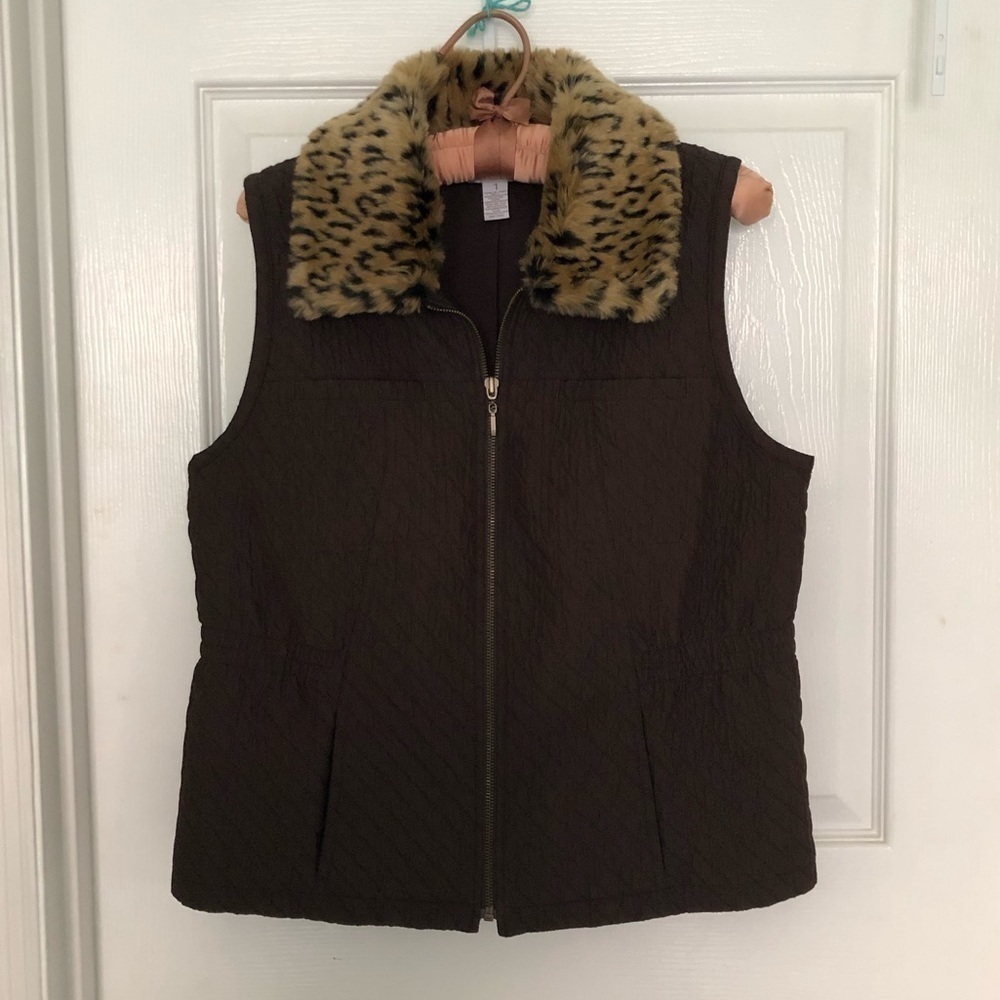 Chico's Brown Vest with Leopard Print Collar